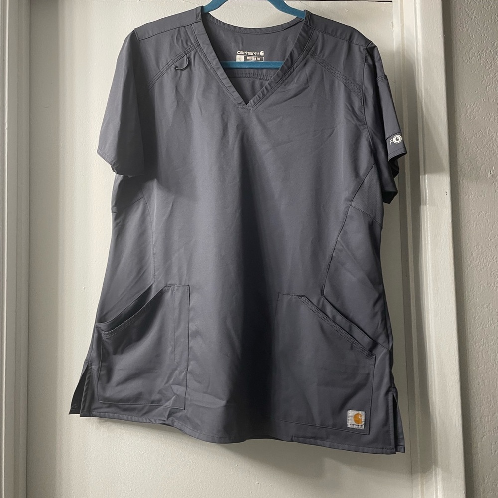 Large carhartt scrub top